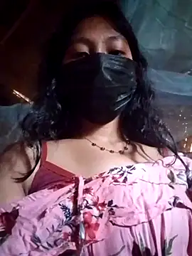 Snapshot of Hot_Rishta chatting on December 19, 9:27 am Hot Rishta online show from December 19, 9:27 am