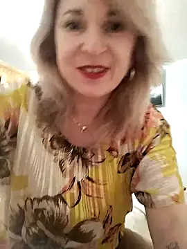 Snapshot of AhlyssaLove1155 chatting on February 11, 5:07 pm AhlyssaLove1155 online show from February 11, 5:07 pm