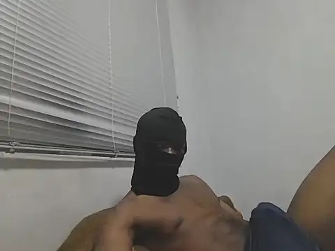 Snapshot of GentleShaya chatting on December 5, 6:48 pm GentleShaya online show from December 5, 6:48 pm