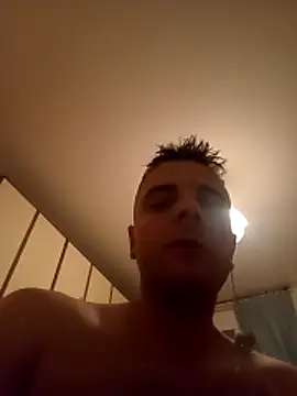 HootedSnow online show from May 15, 1:34 am
