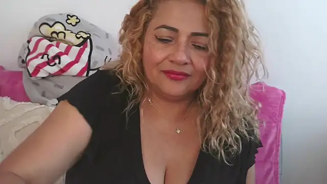 mariajosebarrazaa online show from March 12, 4:46 pm