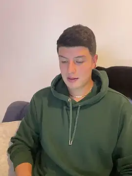 Goldenknight33 online show from March 27, 9:47 pm