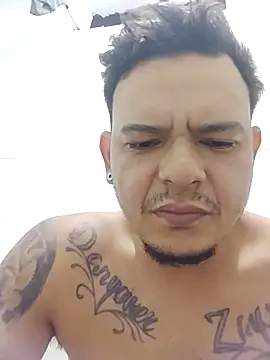 YTupapito1234 online show from May 13, 3:48 am