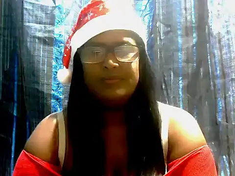 Snapshot of Exotic_indian95 chatting on December 13, 7:53 pm Exotic indian95 online show from December 13, 7:53 pm