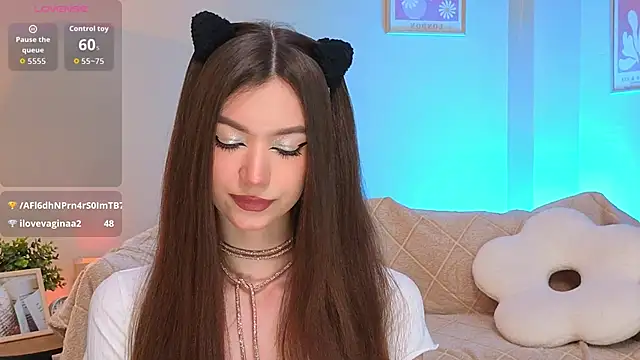 oliviaah  online show from January 13, 3:17 pm