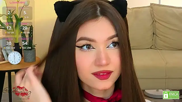 oliviaah  online show from March 21, 3:15 pm