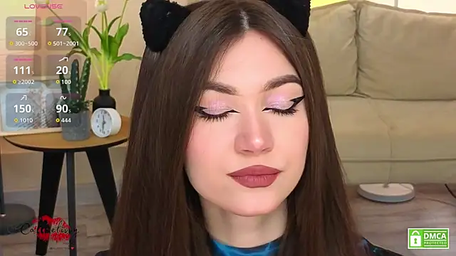 oliviaah  online show from April 16, 2:51 pm