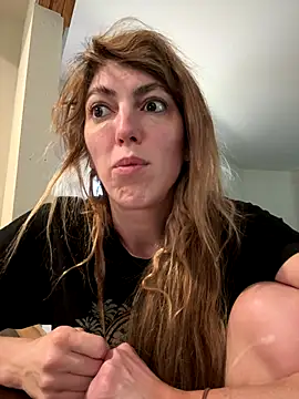 Snapshot of CelestialRuby chatting on December 18, 4:46 pm CelestialRuby online show from December 18, 4:46 pm