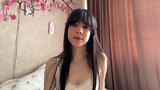 Snapshot of DorindaCail chatting on July 3, 9:59 am DorindaCail online show from July 3, 9:59 am