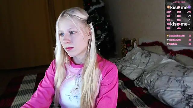 Snapshot of Violetta_berry chatting on December 21, 8:05 pm Violetta berry online show from December 21, 8:05 pm