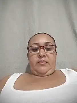 Nini Love  online show from April 16, 5:30 am