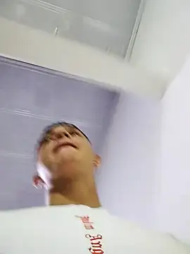 Snapshot of bigbo_777 chatting on December 14, 1:00 am bigbo 777 online show from December 14, 1:00 am