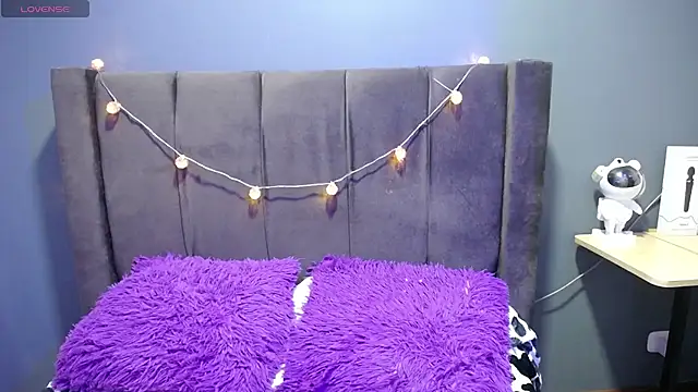 Low Rossie online show from January 15, 4:28 am