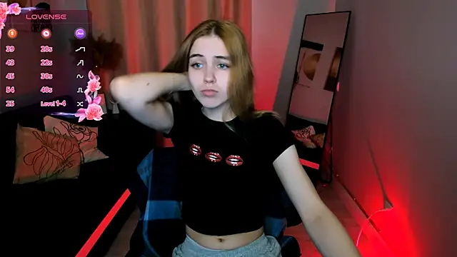 Bella xBaby online show from April 14, 1:50 pm