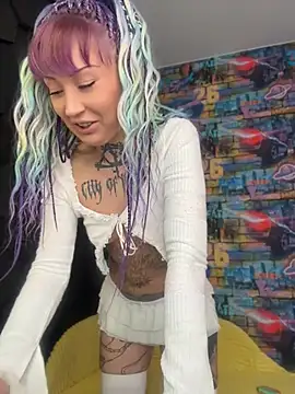 Tattoo  Moon online show from April 17, 12:24 am