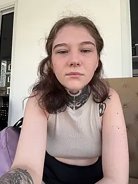 FionaMurr online show from December 18, 2:06 am