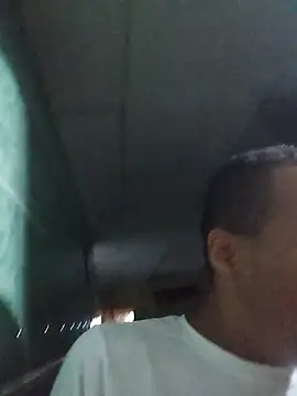 Andreskelly online show from April 3, 3:04 am