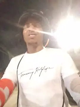 Andreskelly online show from April 16, 1:39 am