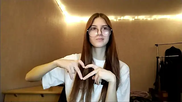 VictorinaMccorey online show from January 5, 5:27 pm