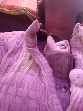 Snapshot of nehakapoor89 chatting on December 20, 8:32 am nehakapoor89 online show from December 20, 8:32 am