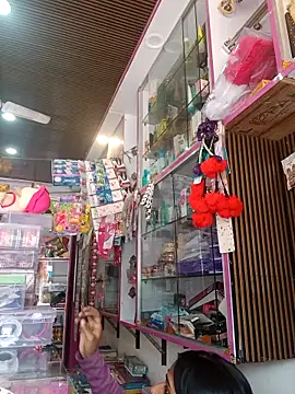 Snapshot of nehakapoor89 chatting on February 24, 8:12 am nehakapoor89 online show from February 24, 8:12 am