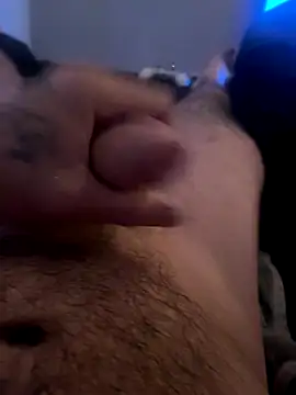 Snapshot of Yorkieboiiiiiii chatting on December 14, 5:07 pm Yorkieboiiiiiii online show from December 14, 5:07 pm