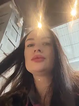 sasha strip online show from February 25, 9:30 am