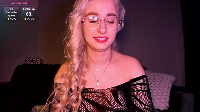 JessyyJ online show from February 3, 8:25 pm