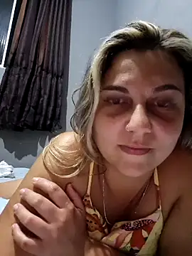 loiragostosa69 online show from April 22, 10:22 pm