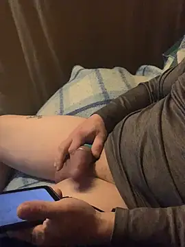 Snapshot of Ldnick69 chatting on February 7, 1:59 pm Ldnick69 online show from February 7, 1:59 pm