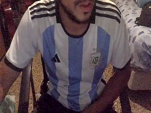 Snapshot of Angel508088 chatting on December 21, 5:31 pm Angel508088 online show from December 21, 5:31 pm