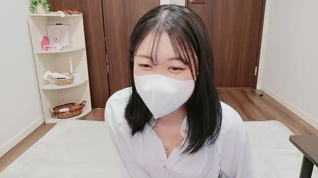 Snapshot of Ms-KARINA chatting on February 21, 8:48 am Ms-KARINA online show from February 21, 8:48 am