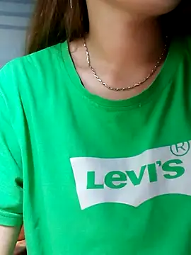 yana-zz online show from April 16, 3:35 pm