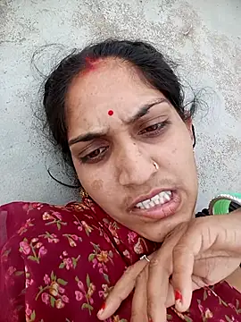 Snapshot of Chayna_singh chatting on April 30, 10:54 am Chayna singh online show from April 30, 10:54 am