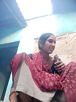 Snapshot of Chayna_singh chatting on May 8, 12:49 am Chayna singh online show from May 8, 12:49 am