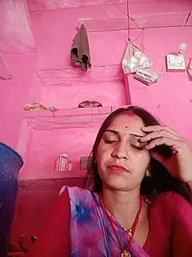 Snapshot of Chayna_singh chatting on May 18, 4:07 am Chayna singh online show from May 18, 4:07 am