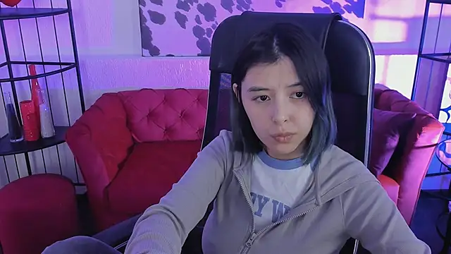 SirenMystiq online show from April 16, 9:39 pm