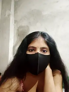 kanika05 online show from February 19, 8:10 am