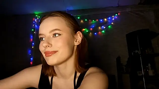 deep eyes online show from December 22, 1:30 pm