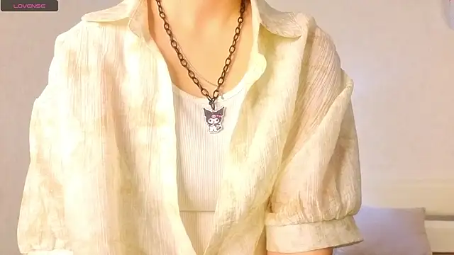 NyraVesperis online show from April 17, 6:27 am