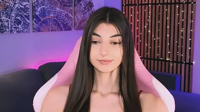 Snapshot of LilyShine_ chatting on February 21, 2:40 pm LilyShine online show from February 21, 2:40 pm