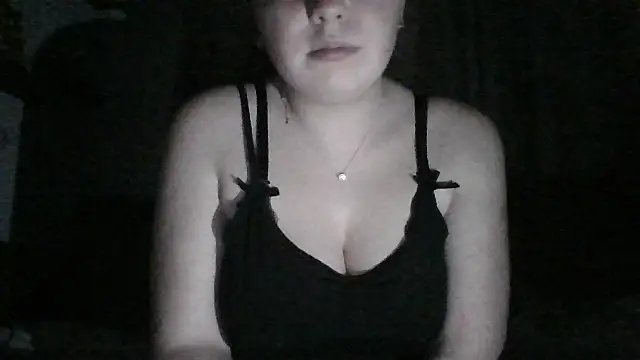 Snapshot of WetSinX chatting on December 13, 10:15 pm WetSinX online show from December 13, 10:15 pm