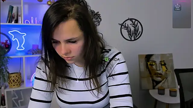 Snapshot of astra_opal chatting on January 12, 6:07 am astra opal online show from January 12, 6:07 am