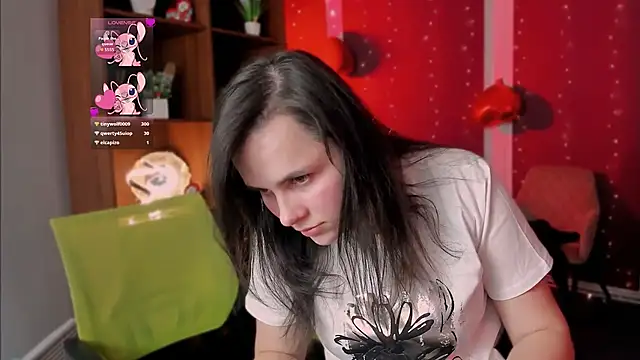 Snapshot of astra_opal chatting on February 10, 11:31 pm astra opal online show from February 10, 11:31 pm