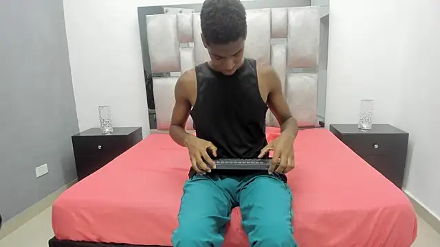 khris  evans online show from April 10, 11:26 am