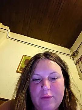 Snapshot of andelija chatting on December 16, 6:40 am andelija online show from December 16, 6:40 am