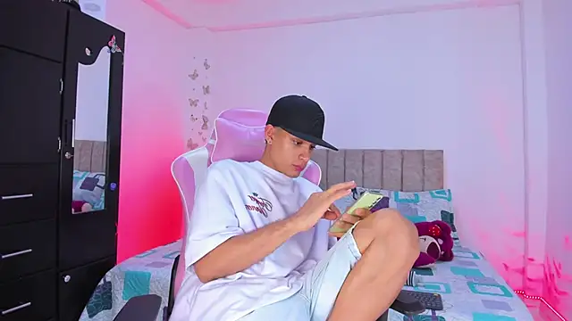 Michael Jordan zz online show from March 20, 3:00 am