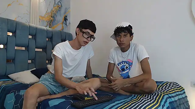 SWEET RABBIT1 online show from January 8, 7:27 pm