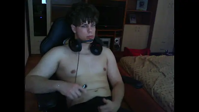 GymGuy0505 online show from December 15, 9:57 am