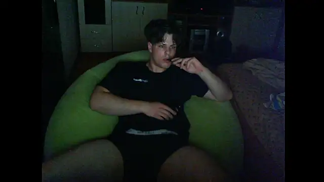 GymGuy0505 online show from May 31, 8:21 pm